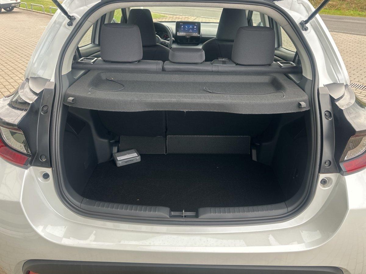 Mazda 2 Hybrid Centre-Line Spurhalteassi RFK  Notbrems