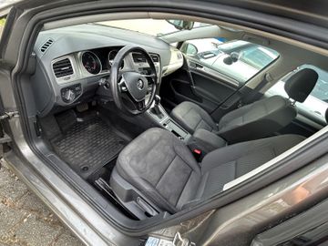 Volkswagen Golf - 12