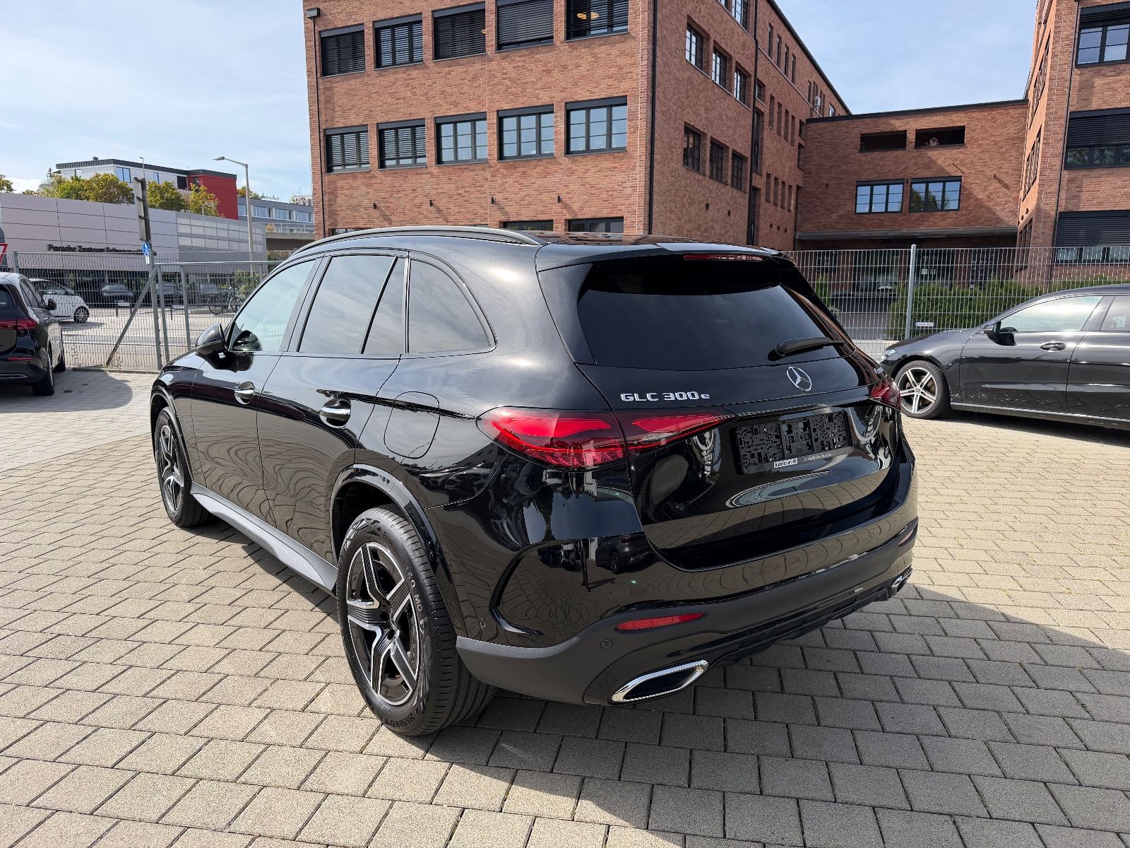 Mercedes-Benz GLC 300e 4Matic AMG Night AHK Memory Burm 360° foto 8
