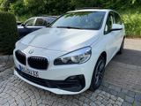 BMW 216d Active Tourer Pano Sportsitze SHZ PDC Navi - BMW 216 Active Tourer von privat