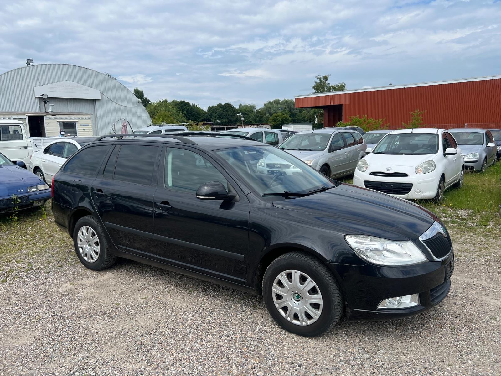 Skoda Octavia 2012 — engine 1.598 cm³, 105 HP (77kW)