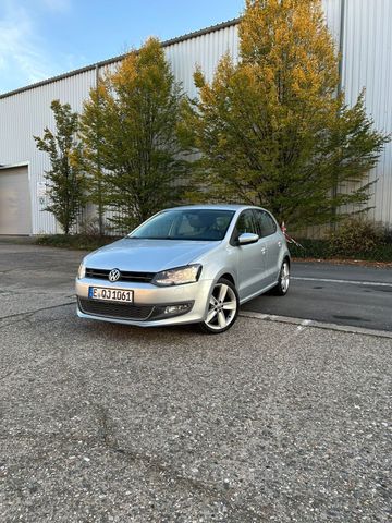 Volkswagen VW Polo 6R*Automatik*Wenig KM*2 Jahre TÜV*...