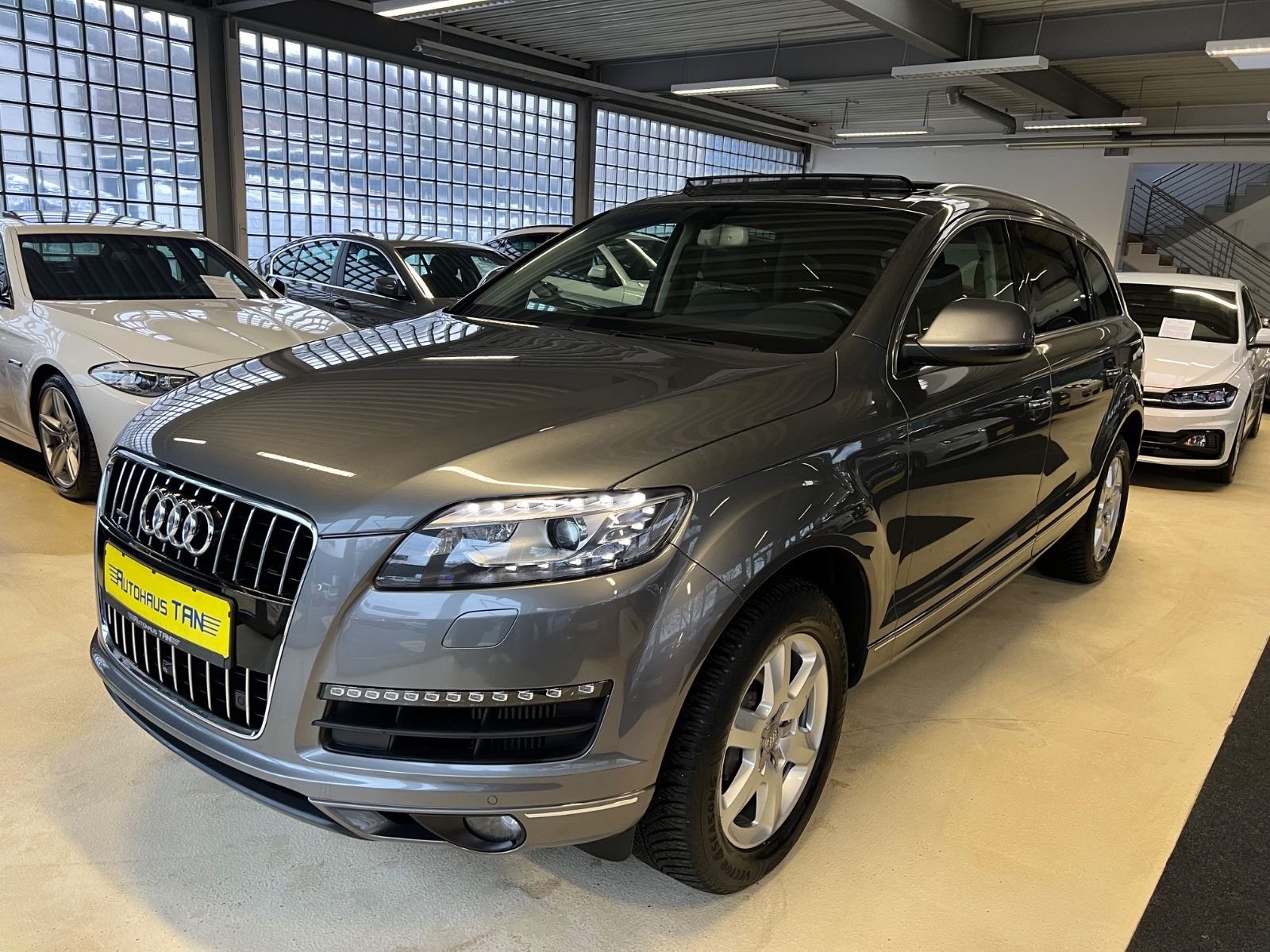Fahrzeugabbildung Audi Q7 3.0 TDI quattro * 1.HAND * 7.Sitzer *