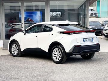 Toyota C-HR - 4