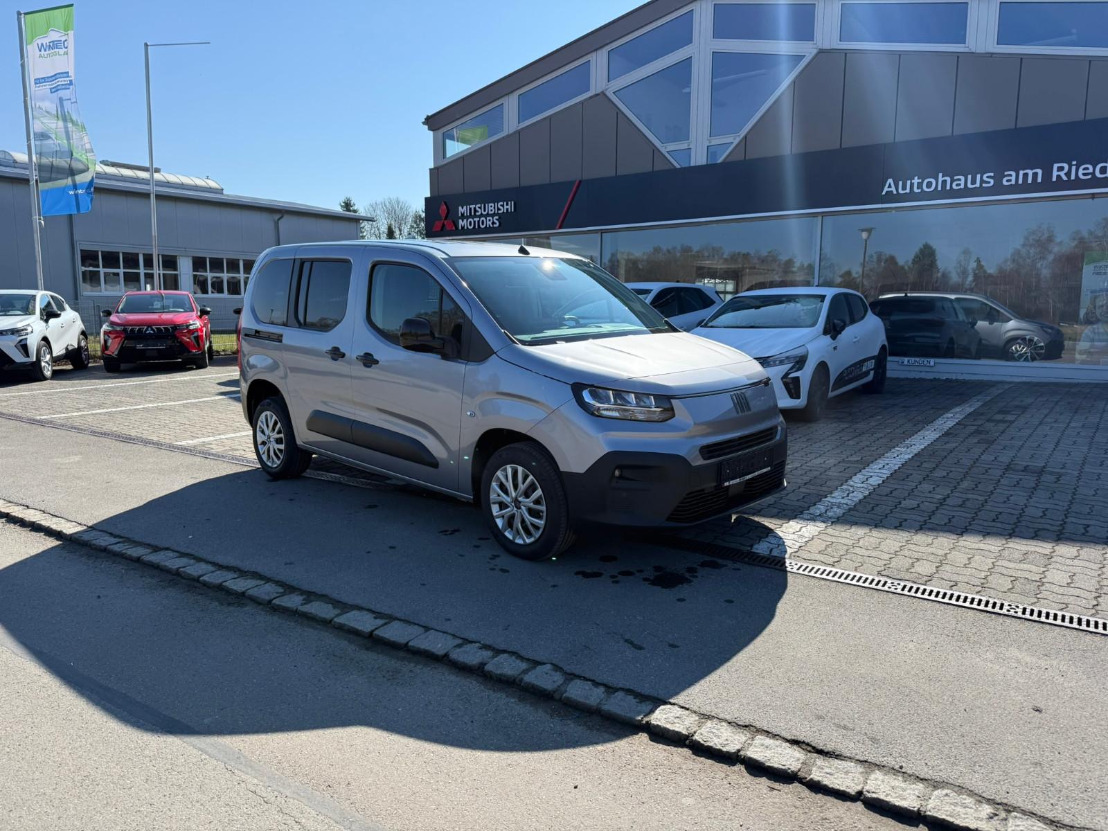Fiat Doblo Doblò Kombi L1 1.5 BlueHDi 75 kW,NAV,KAMER