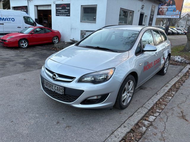 Opel Astra J Sports Tourer Style