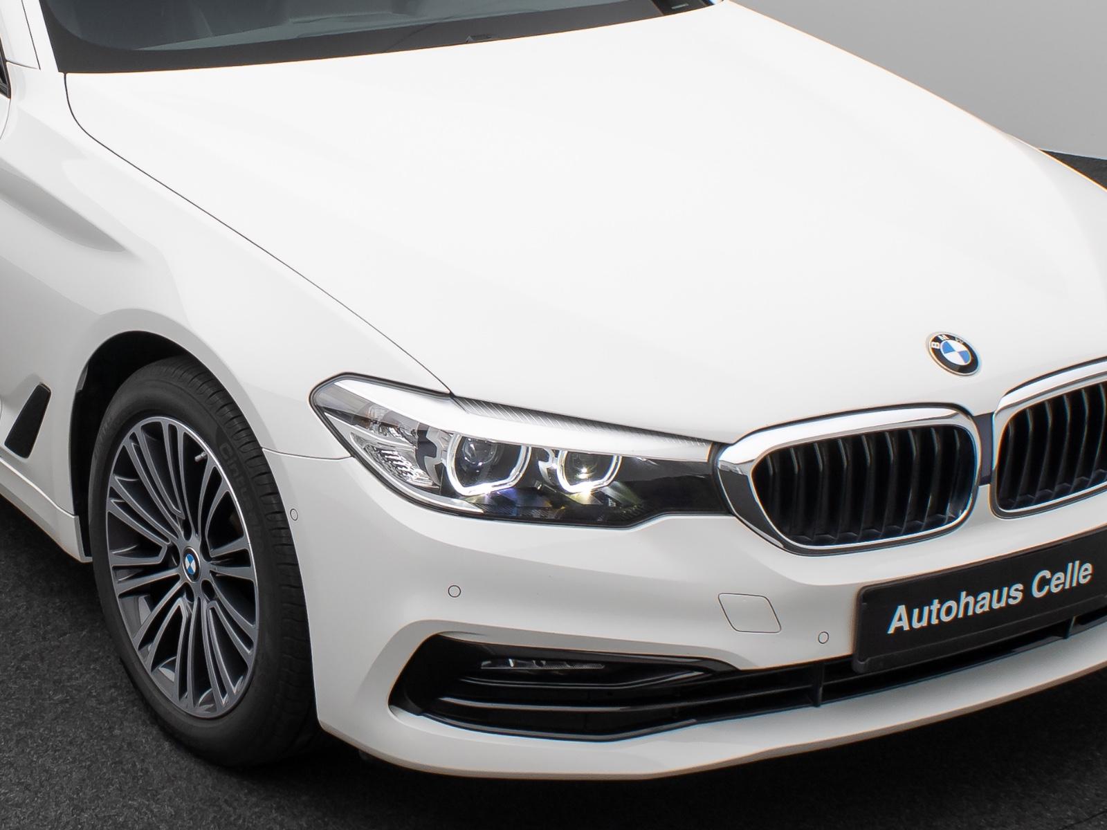 BMW 520d xD Tour Sport Line Pano H/K Exklusiv Paket