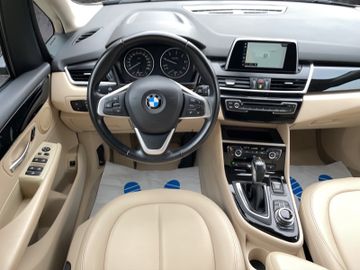 BMW 216 d Active Tourer 216 d Automatik*NAVI*LED*PDC