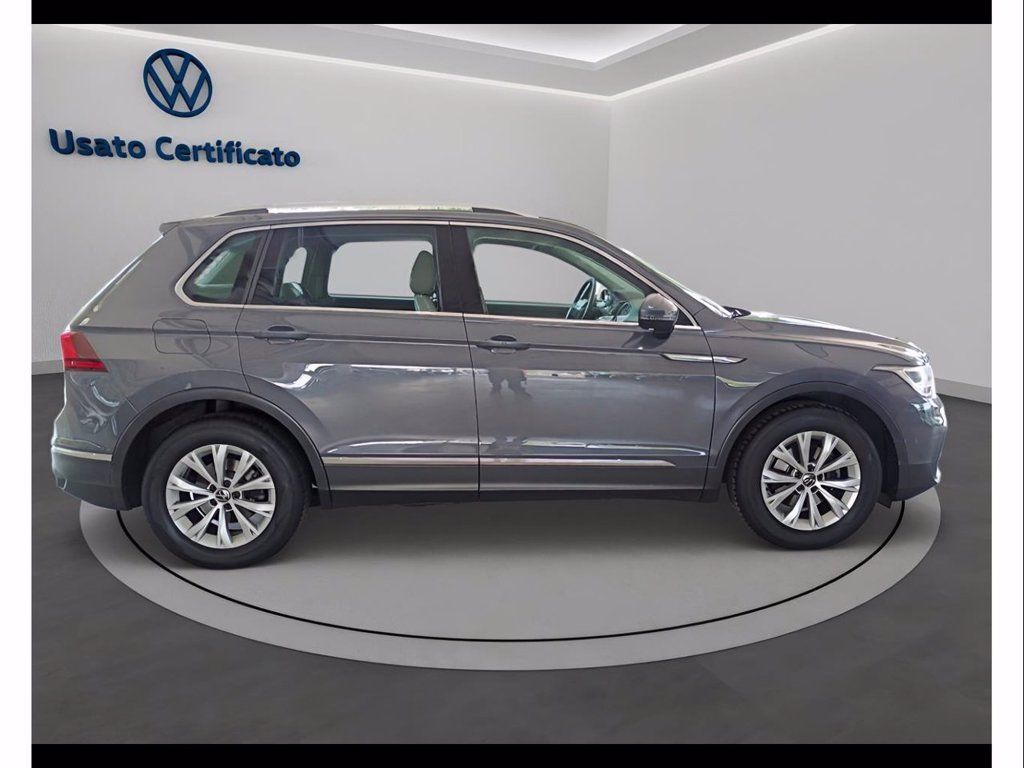 Volkswagen VOLKSWAGEN Tiguan 1.5 tsi life 150cv del 2022 imagem 3