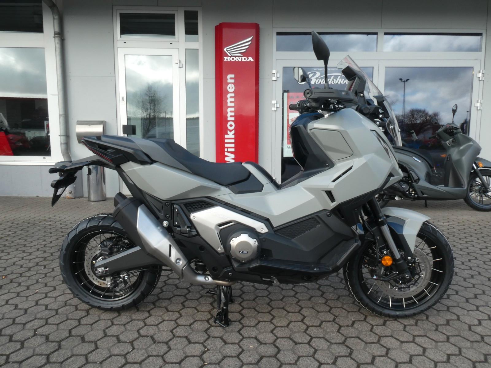 Honda X-ADV 750 - Tageszulassung 08/2026