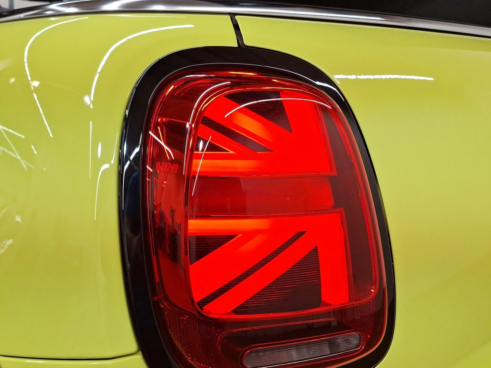 MINI Cooper S Cabrio Navi PDC Driv.Assist Sportsitze