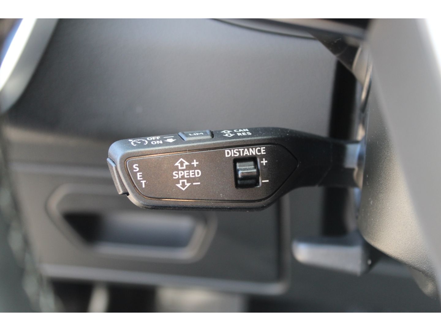 A6 Avant 50TDIqu.Tiptr. S-Line*AHK*Massage*B&O!!