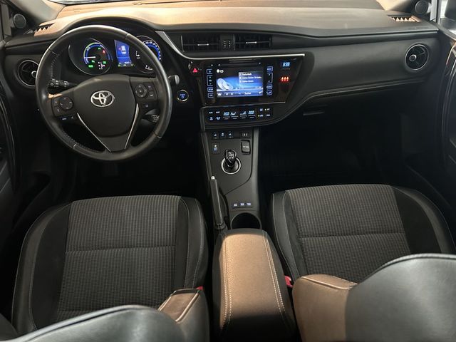 Toyota Auris 1.8 VVT-i Hybrid Touring