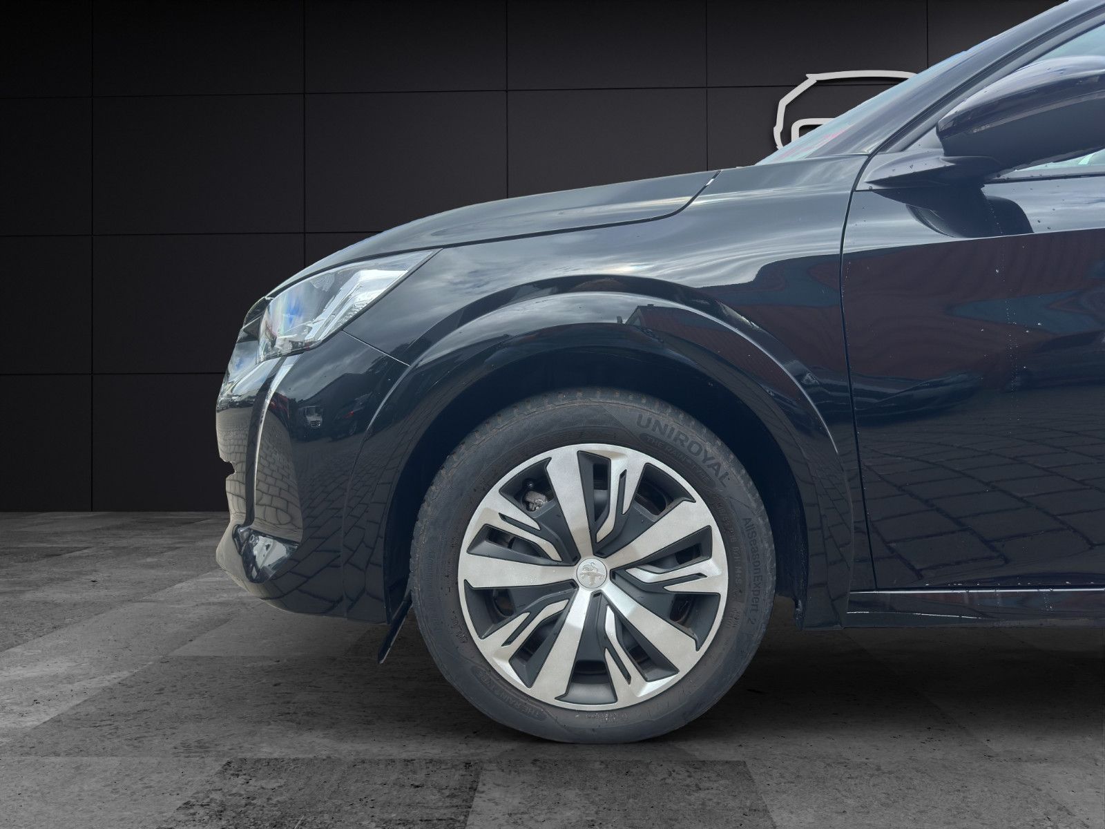 Fahrzeugabbildung Peugeot 208 eActive/Shz/Mirrorlink/Tempomat/Shz