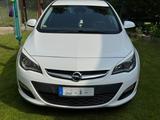 Opel Astra 1.6 SIDI Turbo Edition Automatik Edition - Opel Astra mit Benzin-Antrieb: Coupe, 1.6