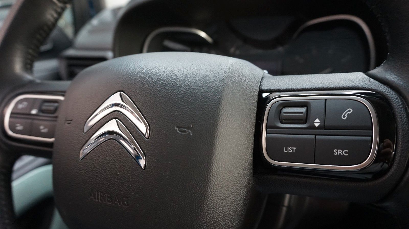 Fahrzeugabbildung Citroën Berlingo Feel M *1.Hand*Carplay*Navi*Kamera*