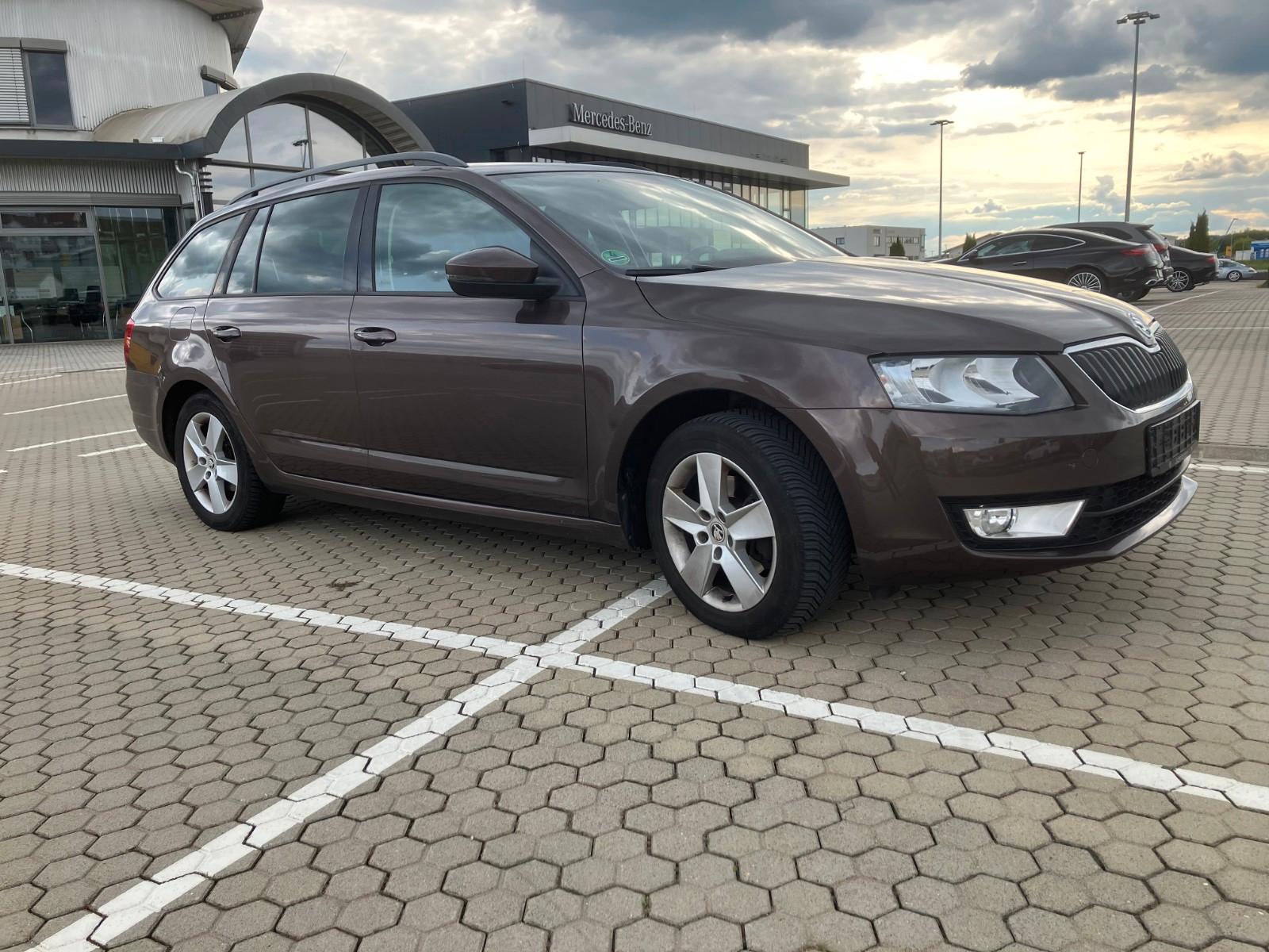 Skoda Octavia Combi 1.4 TGICNG/BenzinAHK 3,5kg=5 €!!!