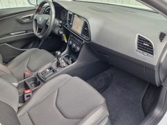 Fahrzeugabbildung Seat Leon ST FR Navi LED SiHz PDC RFK Tempo DAB