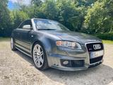 Audi RS4 4.2 quattro Cabriolet - Vollausstattung - Audi RS4 in Stuttgart