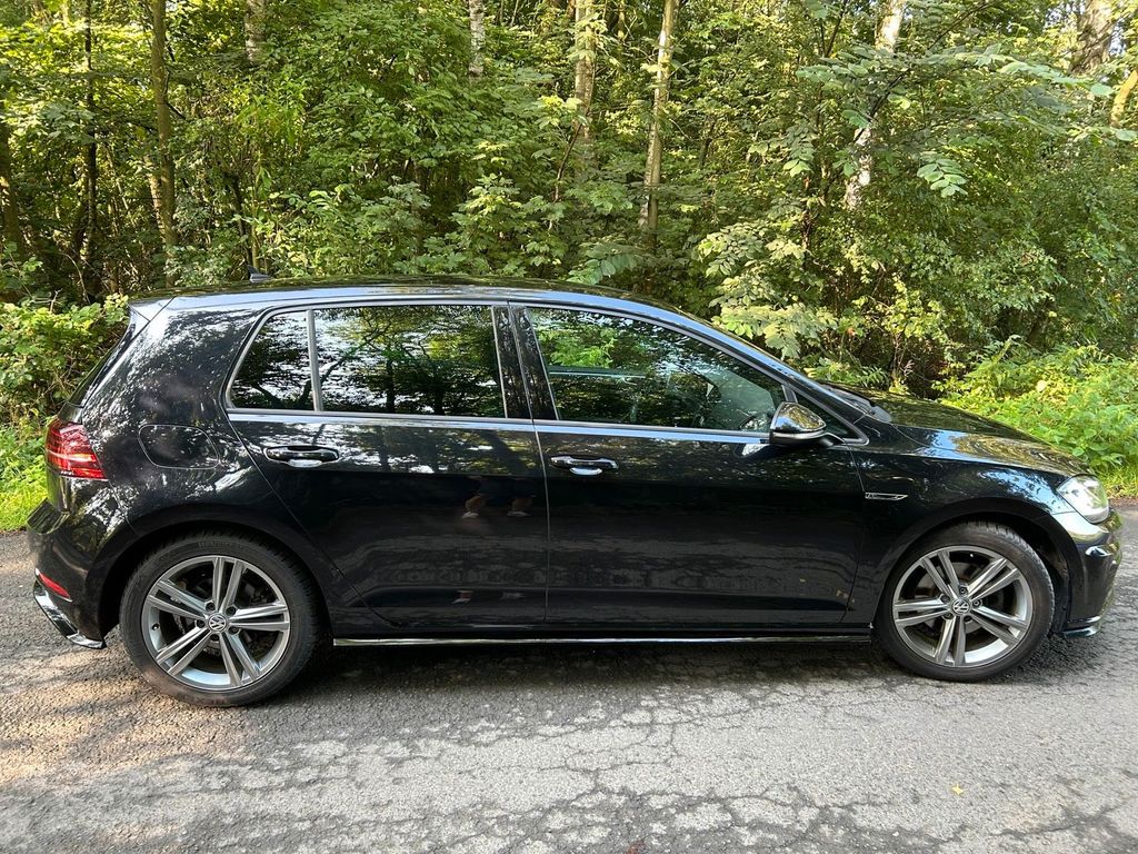 Image of Volkswagen Golf