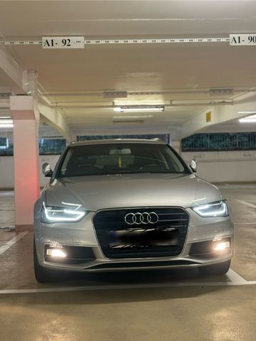 Audi a4 b8 S-line