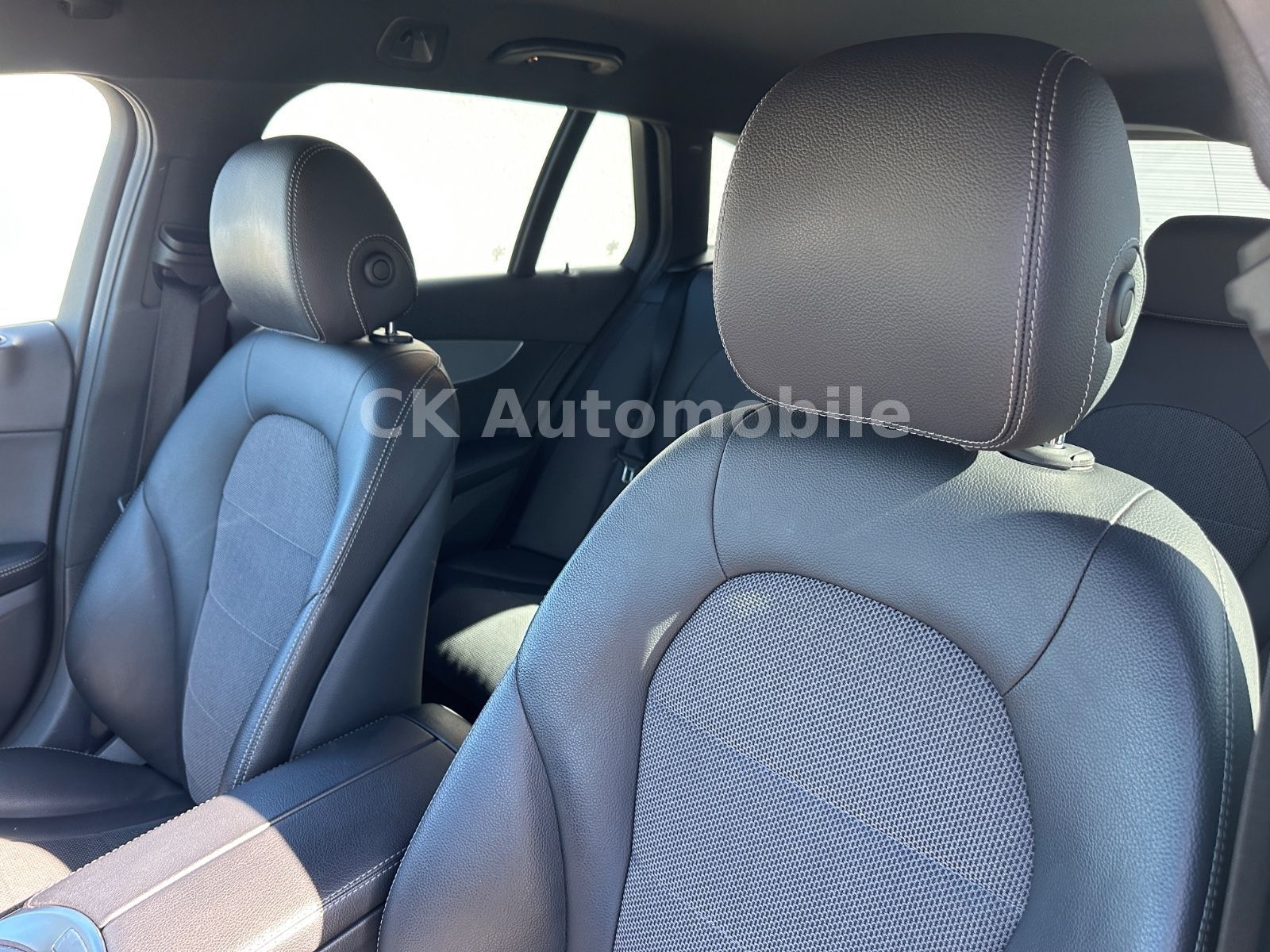 Fahrzeugabbildung Mercedes-Benz C200d T Avantgarde/Navi/LED/Kamera/AHK