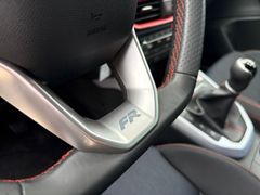 Fahrzeugabbildung Seat Arona FR 1.0 TSI 116 PS Navi Sitzh LED Alu PDC