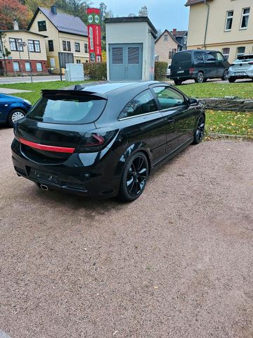 Opel Astra H Opc