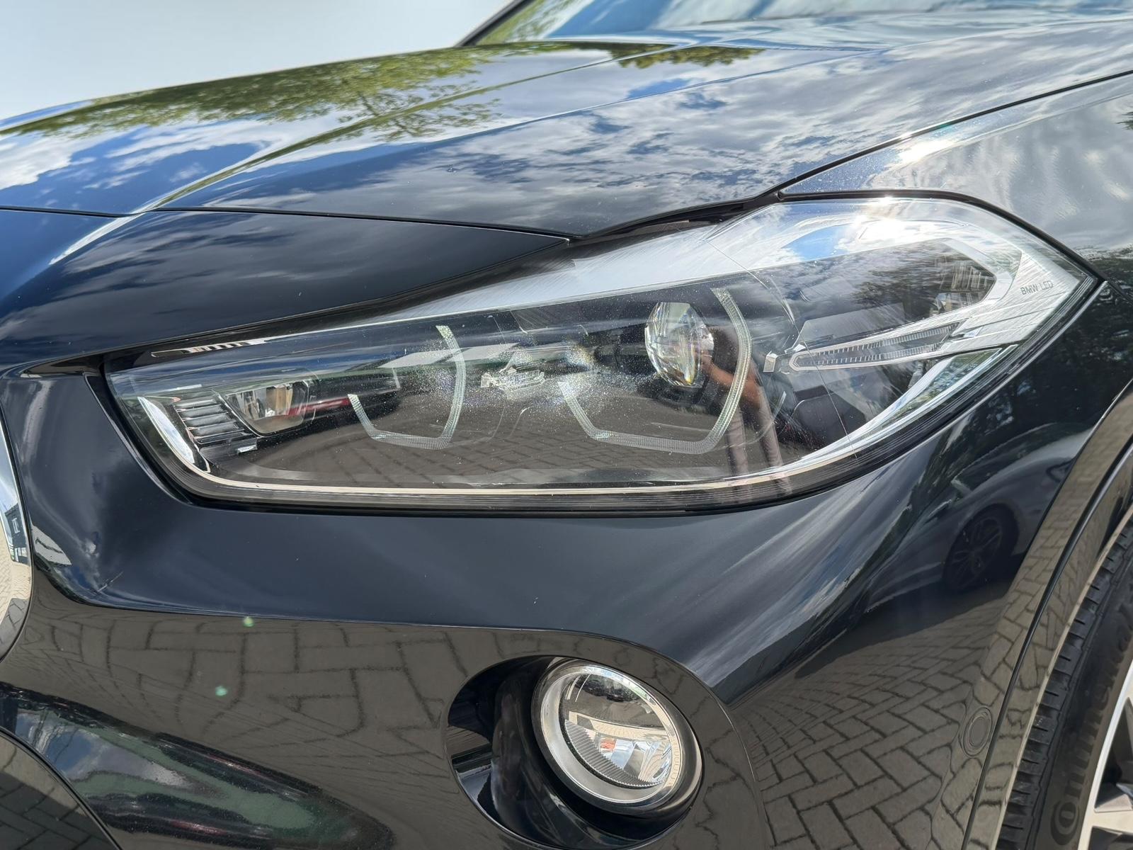BMW X2 sDrive 20 d M Sport*HUD*LED*NAVI*TEMPOMAT*