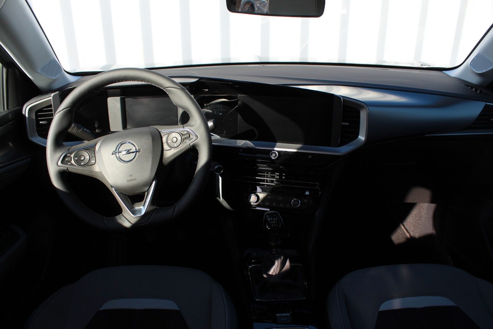 Fahrzeugabbildung Opel Mokka Elegance Navi*Sitzh.*Nebel