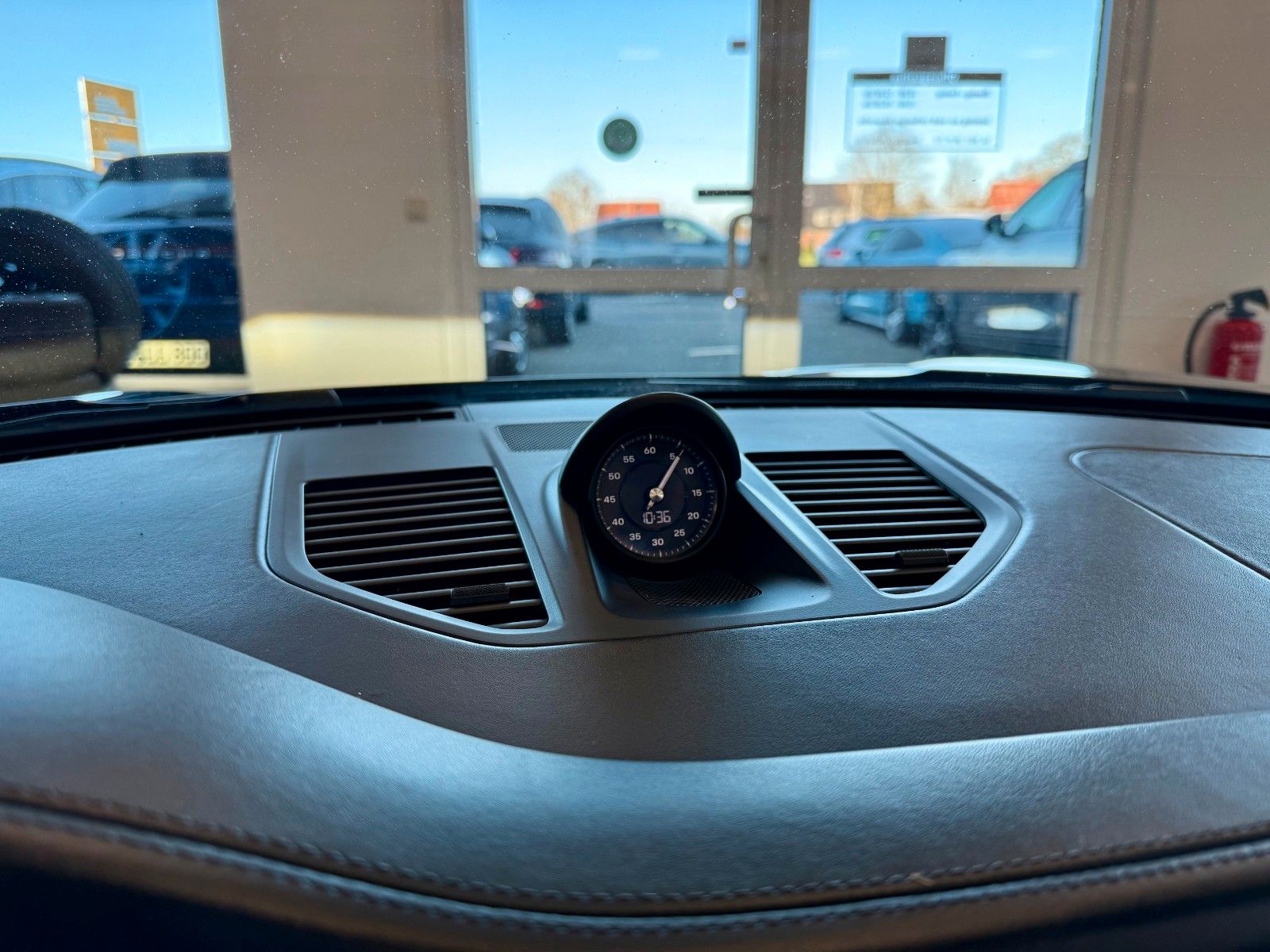 Fahrzeugabbildung Porsche 911 992 Carrera 4S Cabrio SportDesign/18Wege/SAA