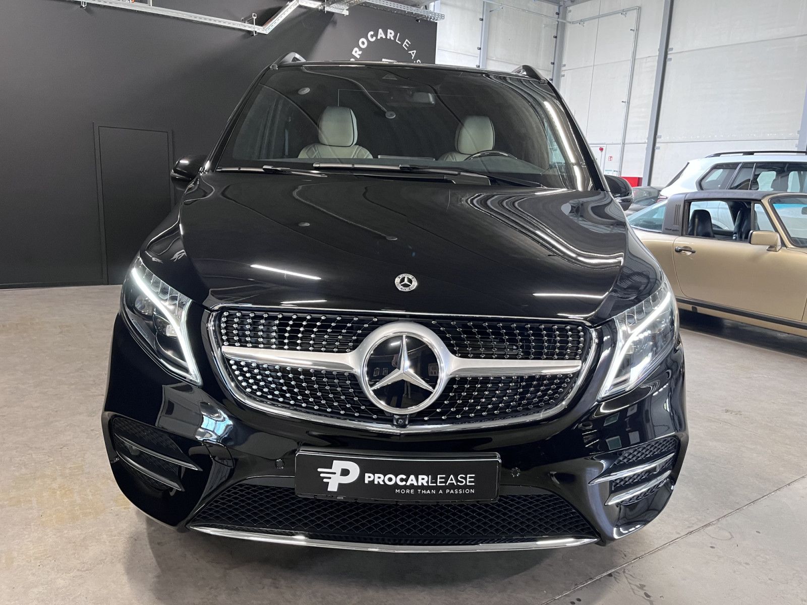 Mercedes-Benz V 300 V300 D VIP EXTRA LANG L3/ STOCK/**FULL** imagem 3