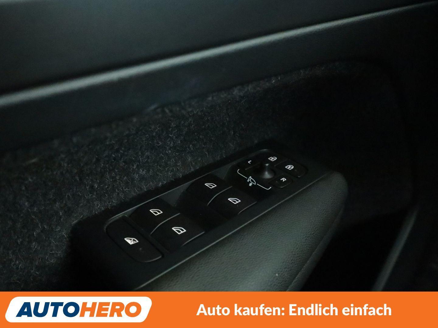Volvo XC40 2.0 T4 Inscription 2WD Aut*NAVI*LED*TEMPO*