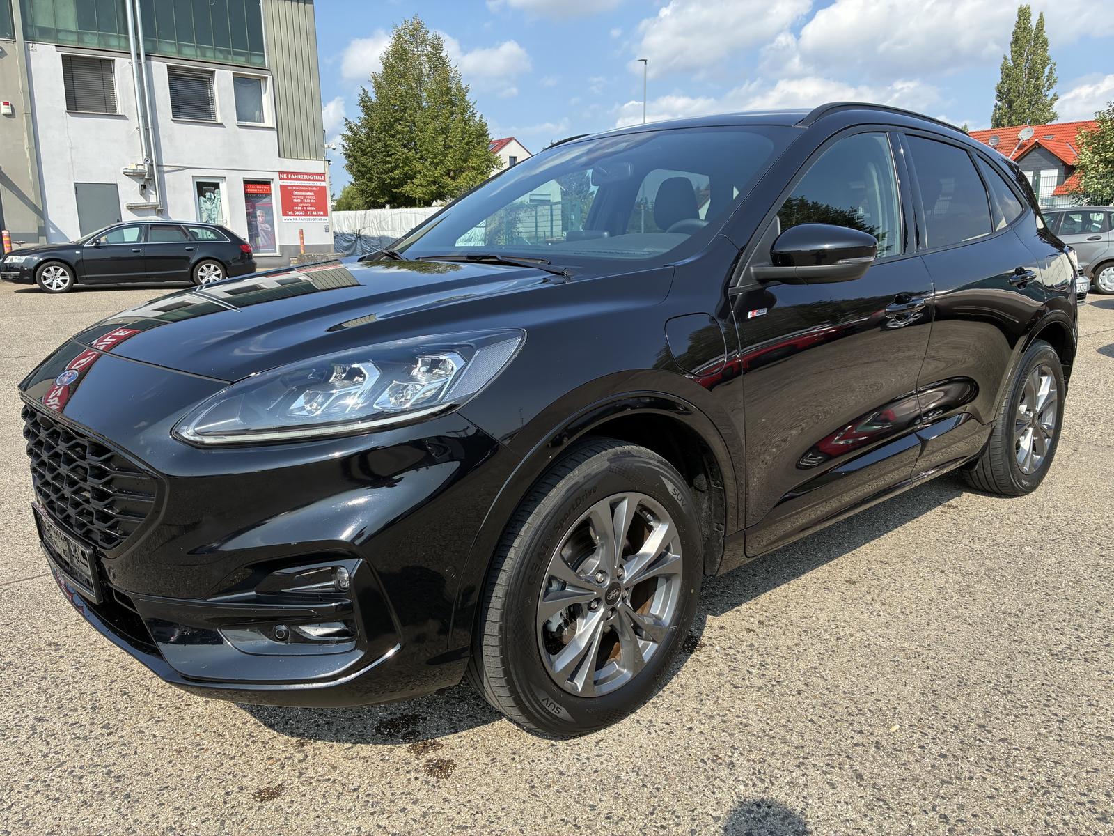 Ford Kuga 2.5 PHEV ST-LINE X /B&O/ CARPLAY/ ALCANTARA