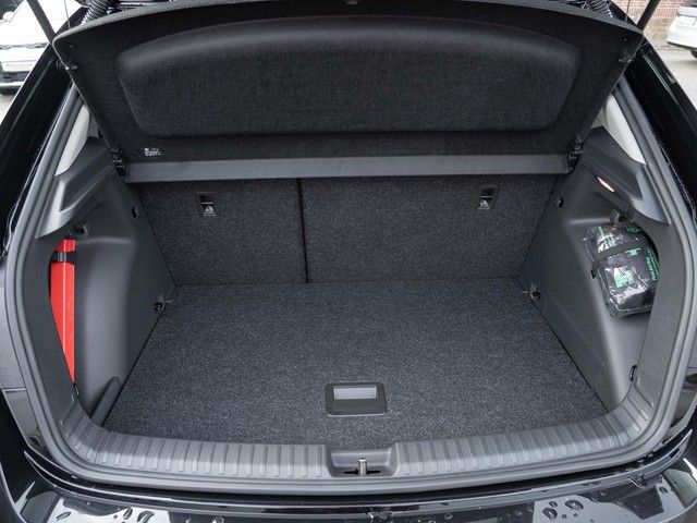 Fabia 1.0 TSI Tour DSG KESSY+ACC+WINTER