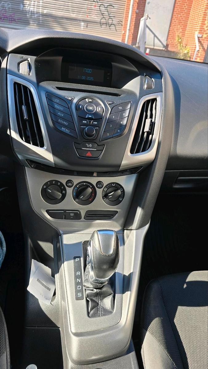 Ford Focus 2014 — photo 7
