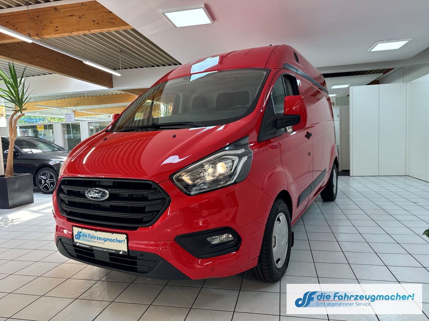 Fahrzeugabbildung Ford Transit Custom Kasten 340 L2 Trend 2.0 TDCi Navi