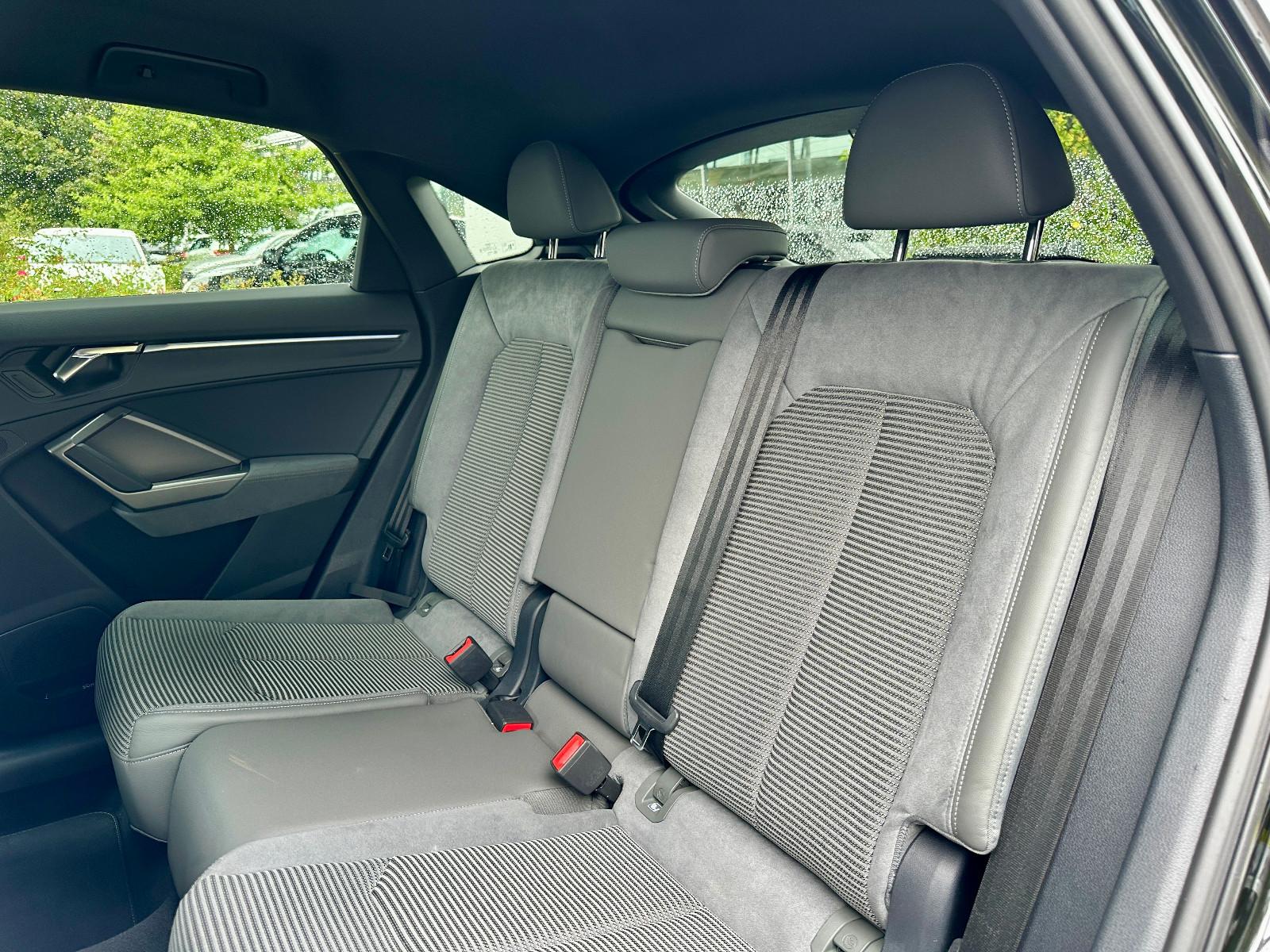 Audi Q3 Sportback 45TFSI qu BLACK SONOS 360° MATRIX, миниатюра 24