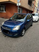 Ford Fiesta 1,6 16V Ghia Ghia - Ford Fiesta aus 2006: 1.6