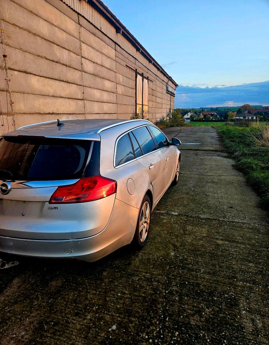 Opel Insignia 2009 — engine 150 HP (110kW)