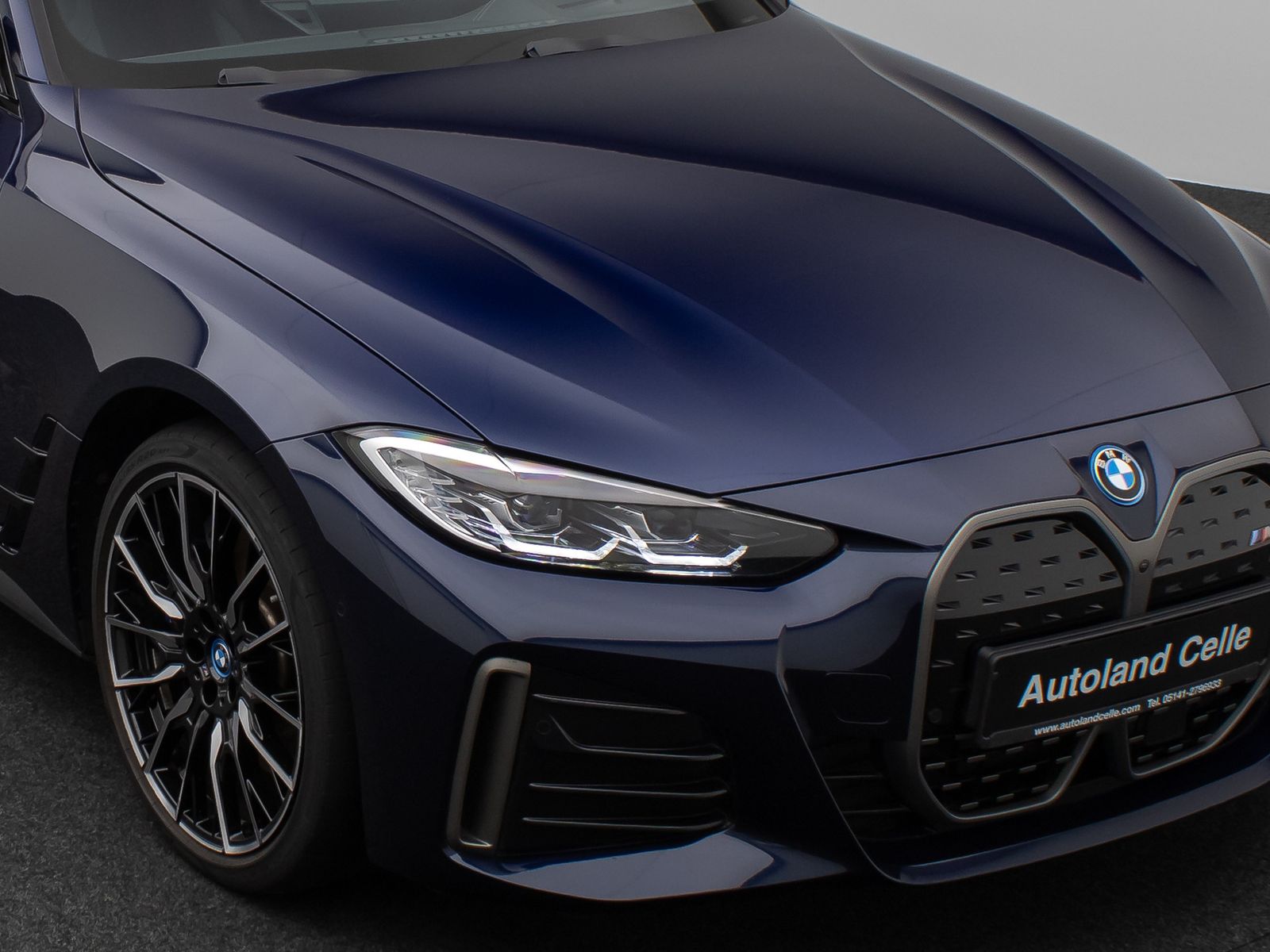 Fahrzeugabbildung BMW i4 M50 Gran Coupé 360°DAB HUD H/K Glasdach 20Zol