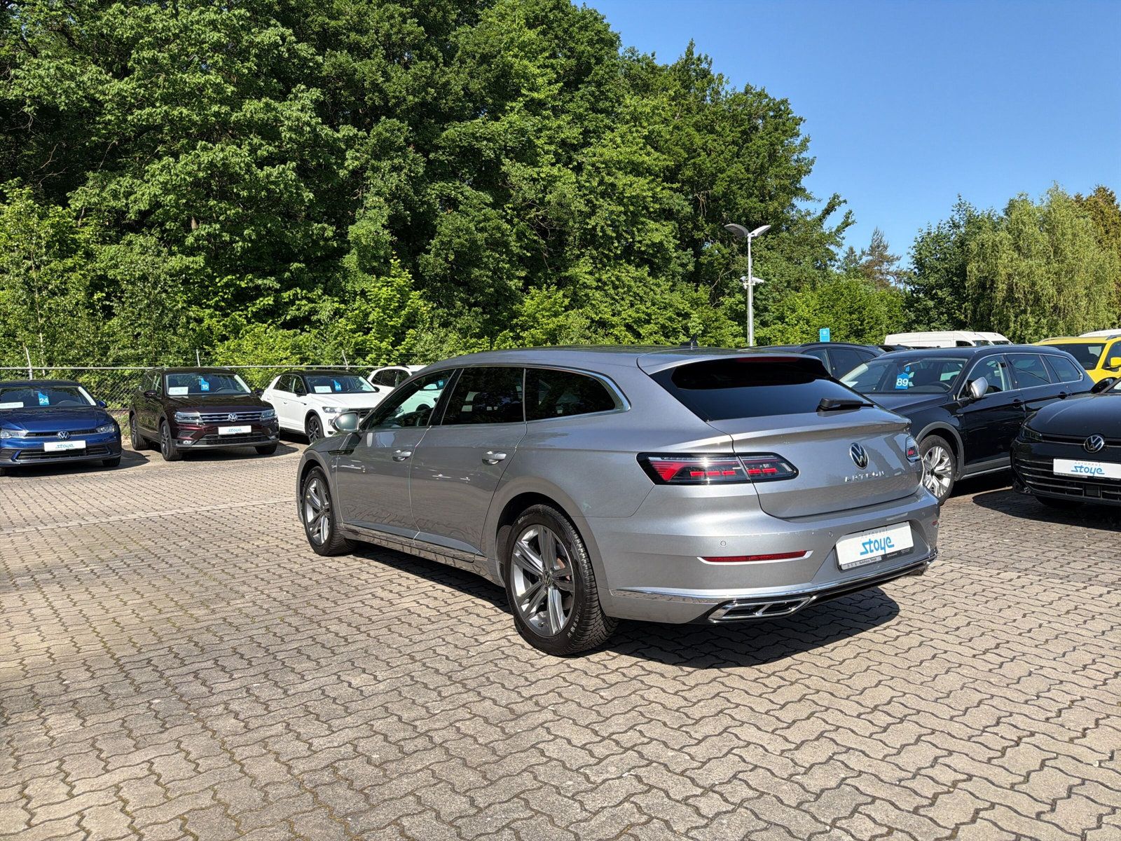 Arteon SB R-Line TDi DSG AZV Navi Matrix