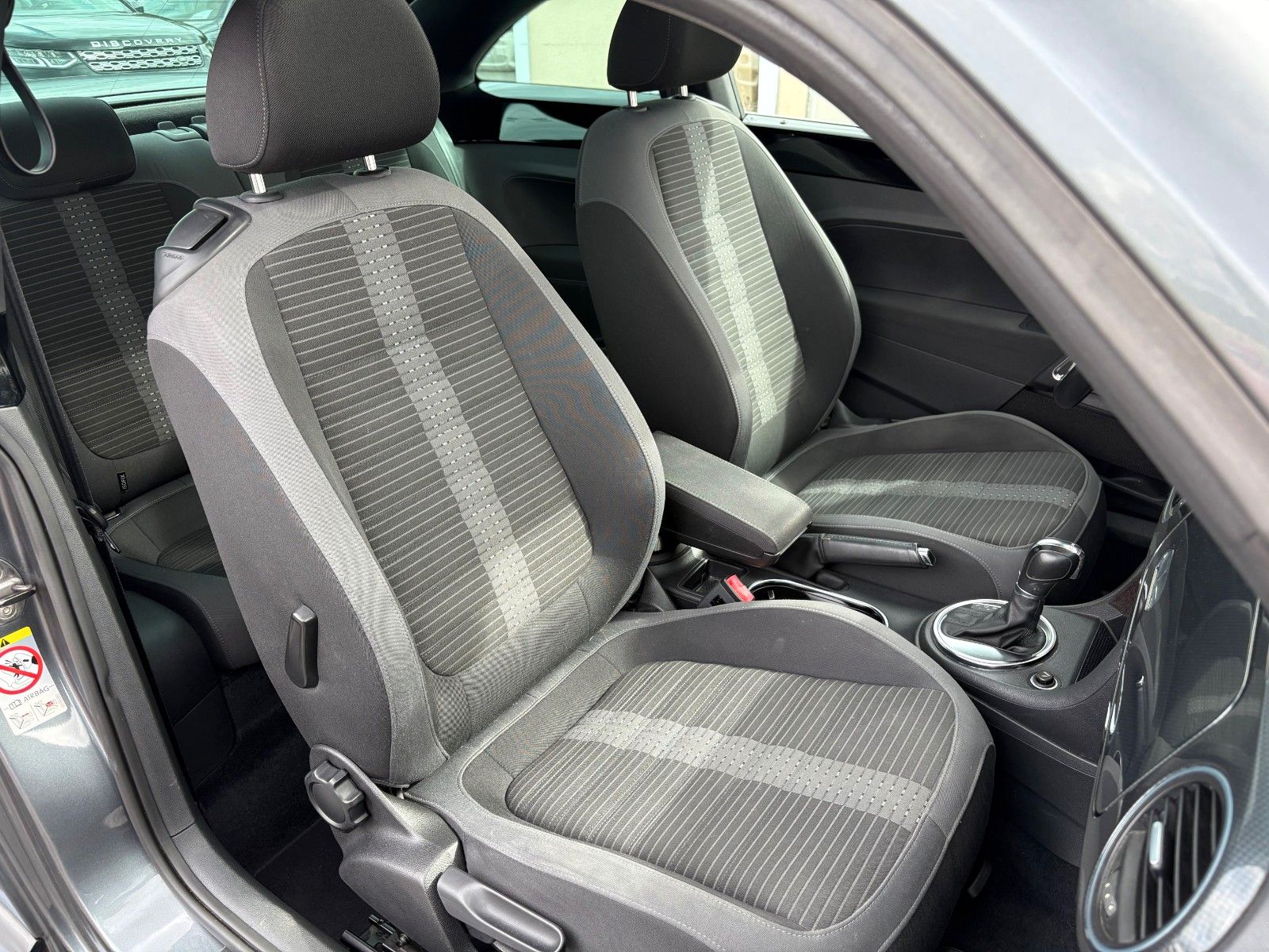 Fahrzeugabbildung Volkswagen Beetle 2.0 TSI DSG SPORT Navi Pano Xenon 147 kW