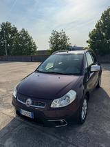 Fiat Sedici 2.0 MJT 16V DPF 4x2 Dynamic - Fiat Sedici Dynamic mit Diesel-Antrieb