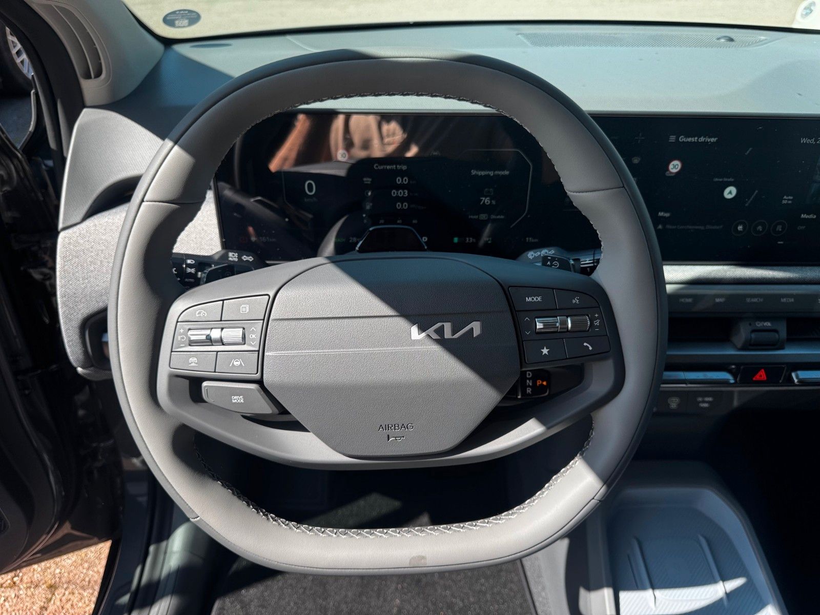Fahrzeugabbildung Kia EV3 81.4 EARTH WIC BUS UPG DWP