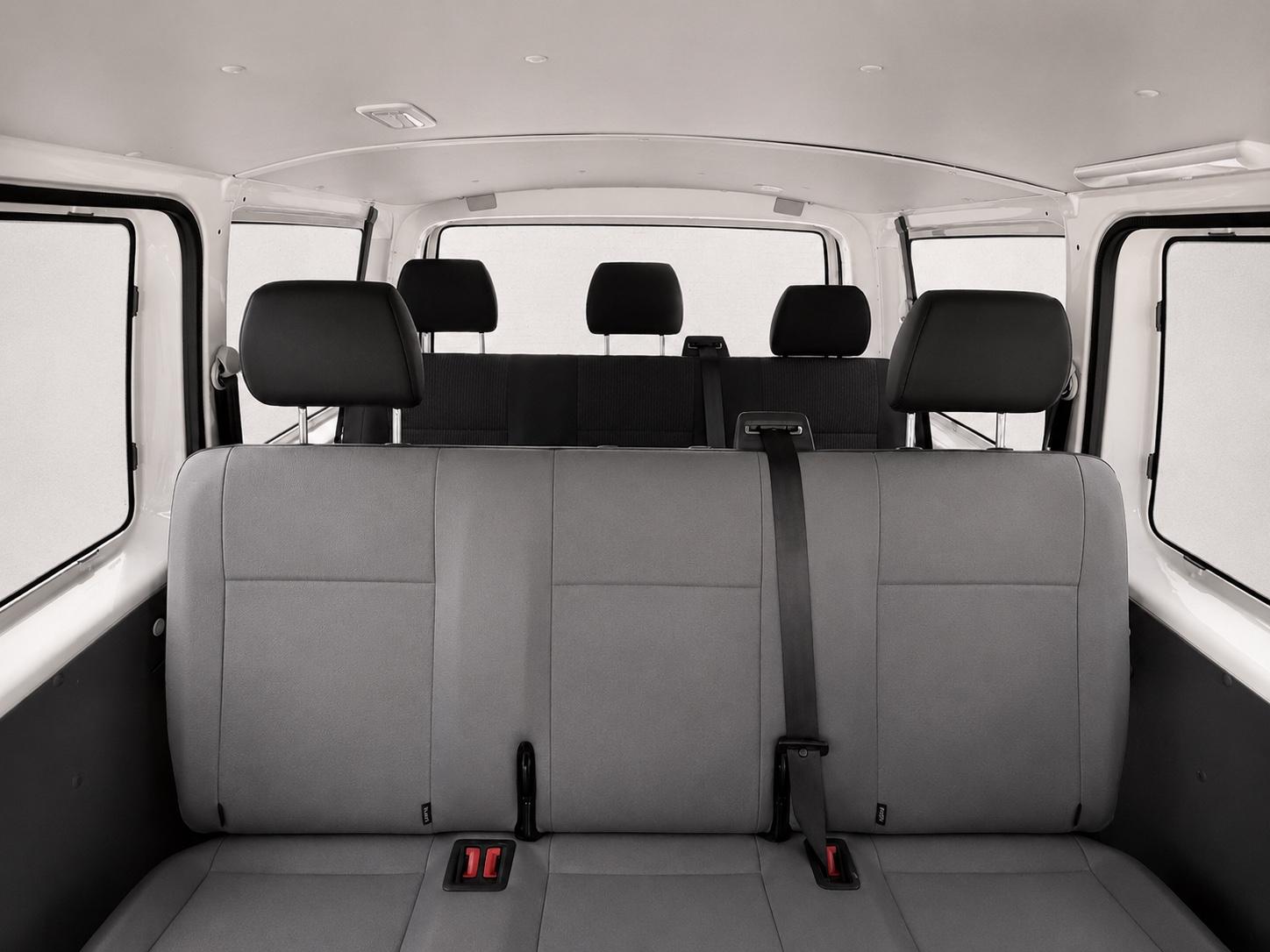 Volkswagen T6.1 Caravelle 4MOTION*Standheizung*8-Sitze*