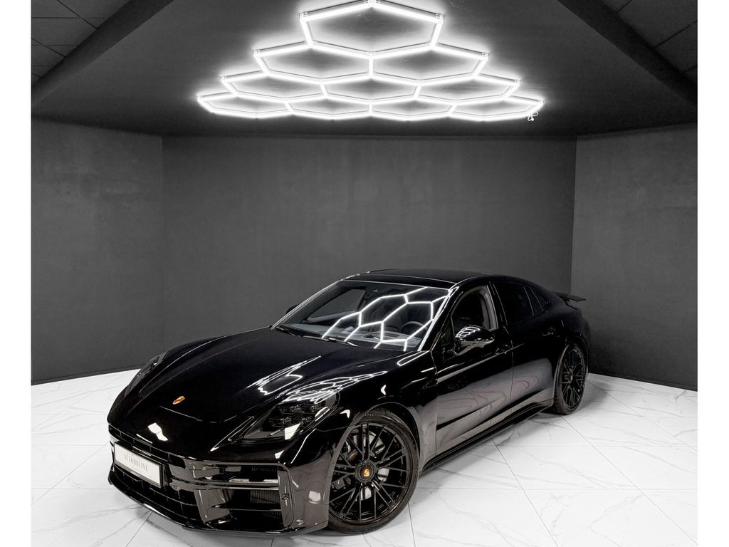 Image of Porsche Panamera
