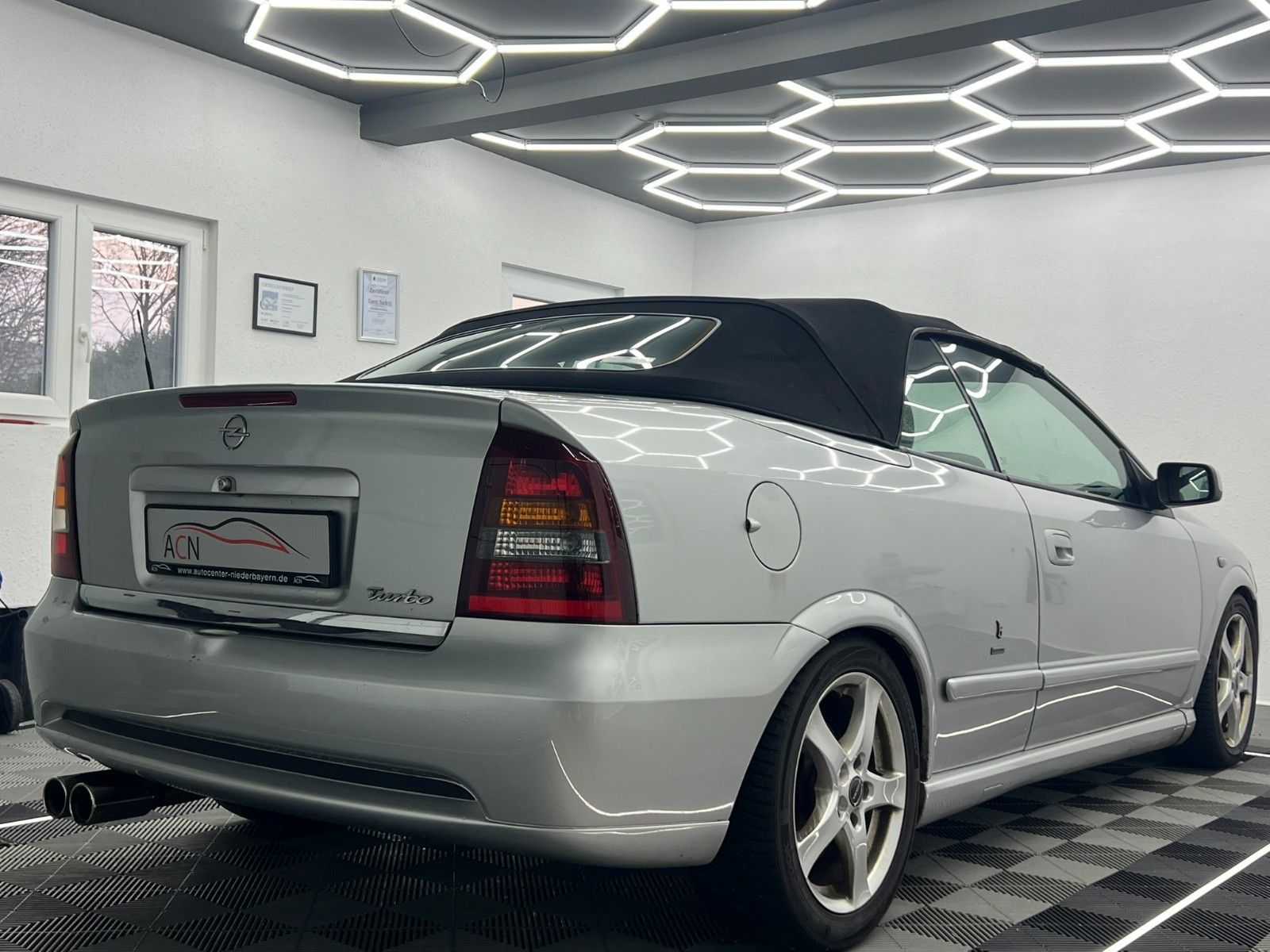 Fahrzeugabbildung Opel Astra G Cabrio 2.0 Turbo/SHZ/KLIMA/LINEA ROSSA