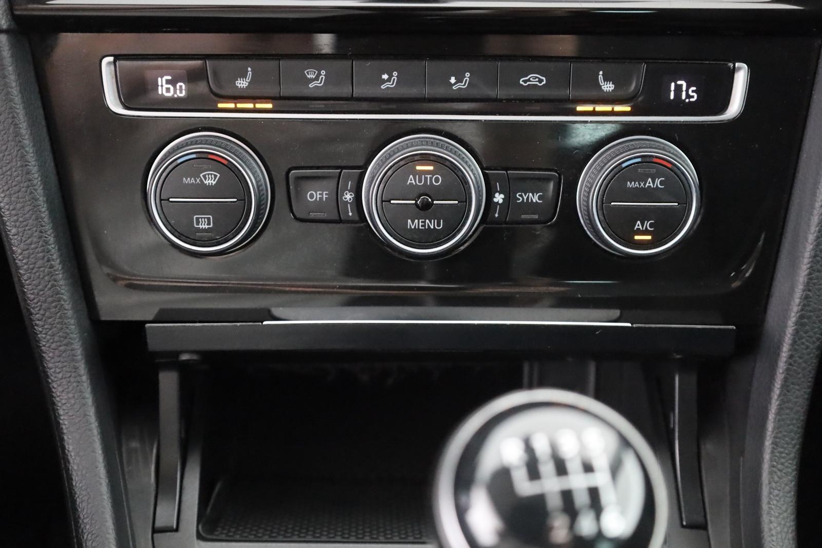 Volkswagen Golf VII Variant 1.0 TSI Join Navi Sitzheizung
