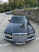 Mercedes-Benz 560SEL (W126) Historic Vehicle  - Mercedes-Benz 560 mit Benzin-Antrieb: Limousine